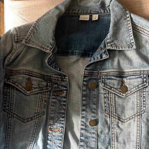 Jean jacket - Picture 4 of 4